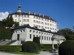 Foto vom Schloß Ambras bei Innsbruck